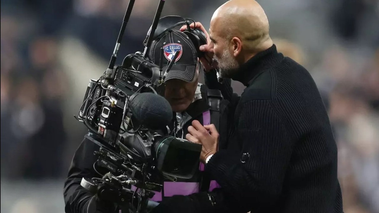 Pep Guardiola’dan kameramana gerginlik sonrası özür: “Gördüğümde utanç duyuyorum”