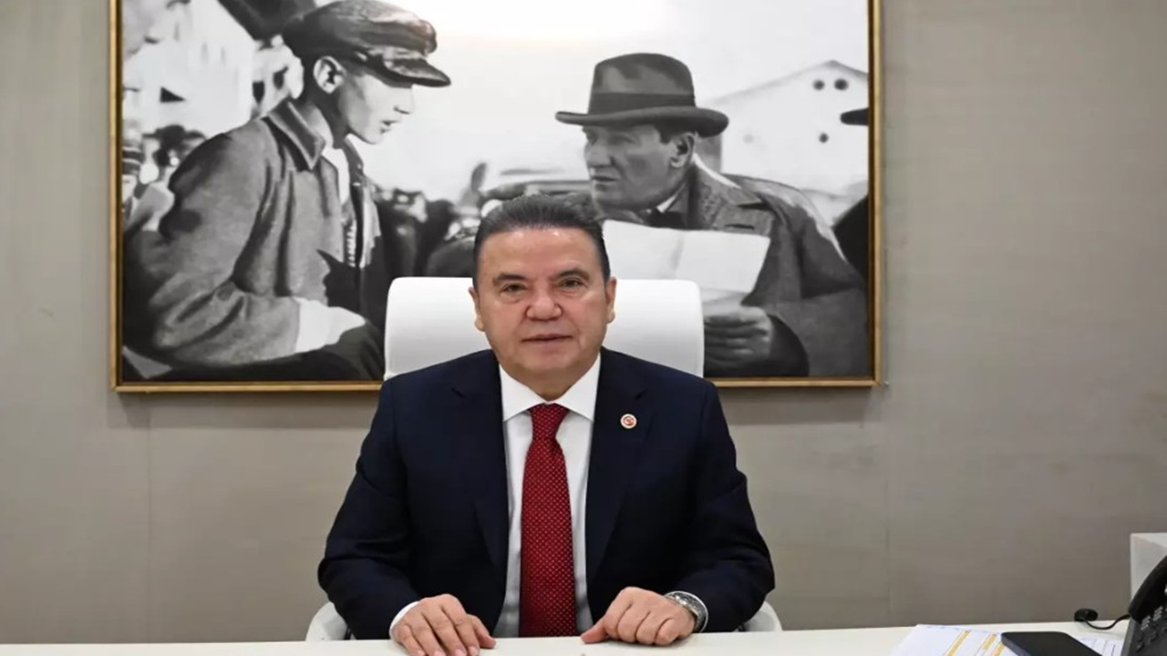 Tutuklu Başkan Muhittin Böcek hastaneye kaldırıldı: Sağlık durumu yakından izleniyor